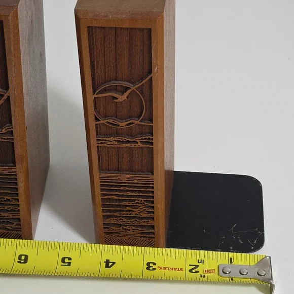 MCM Laser Engraved SolidAmerican Walnut Bookends Seagulls Over the Sea Birds